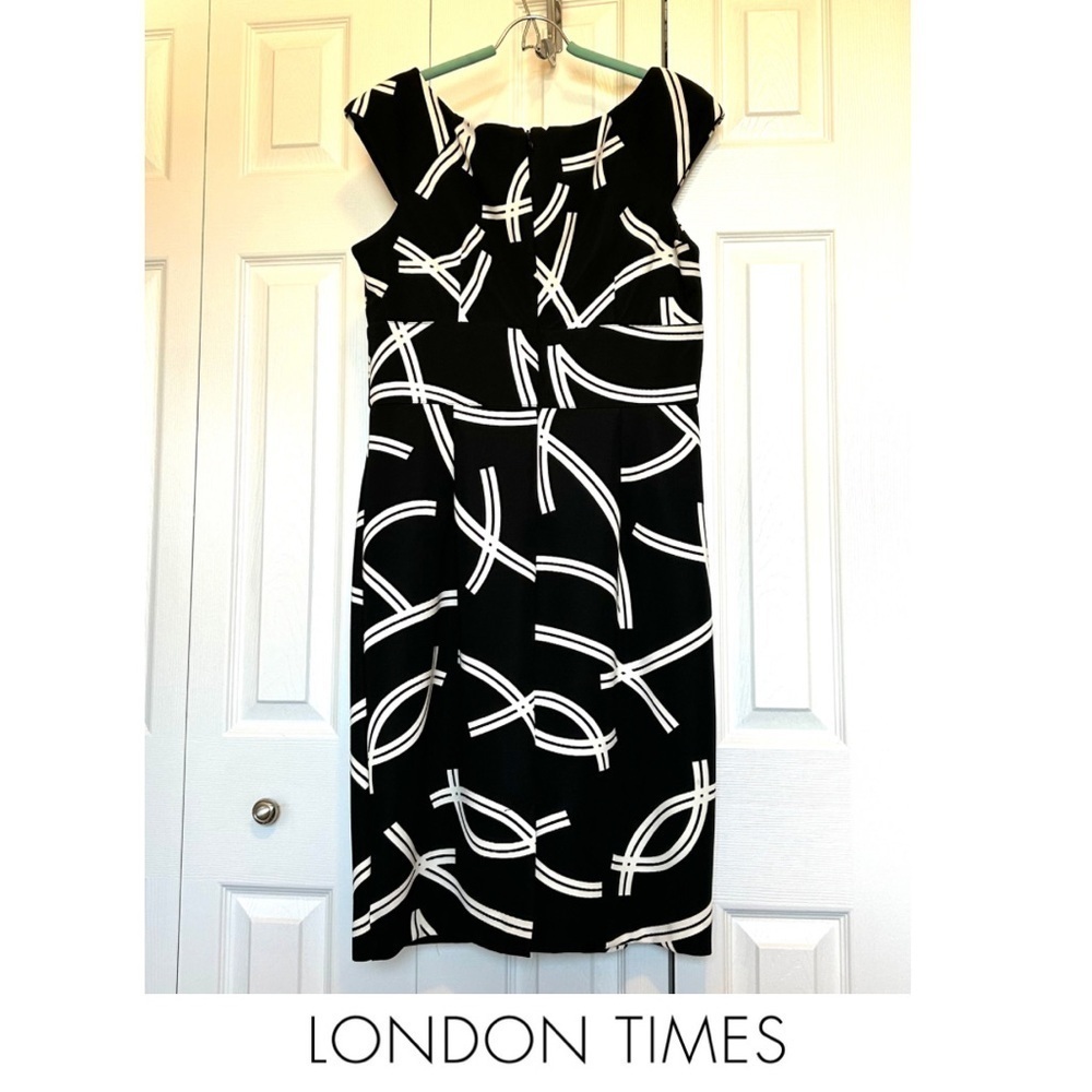 London Times Black and White Geometric Sleeveless Knee Length Dress Size 12